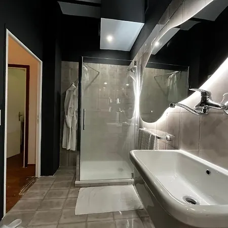 Ombragé 44m2 Riviera Palace Belle-epoque, Restomod Et Literie Prestige Appartamento