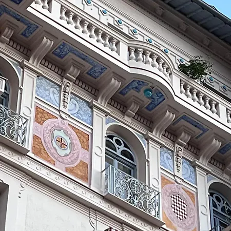 Apartment Ombrage 44m2 Riviera Palace Belle-epoque, Restomod Et Literie Prestige