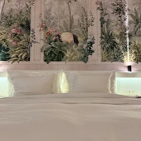 Ombragé 44m2 Riviera Palace Belle-epoque, Restomod Et Literie Prestige Apartamento
